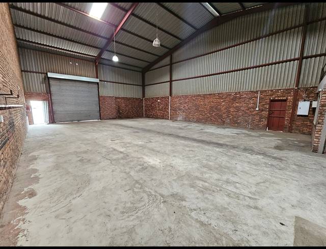 260M² FACTORY TO LET IN ANDERBOLT